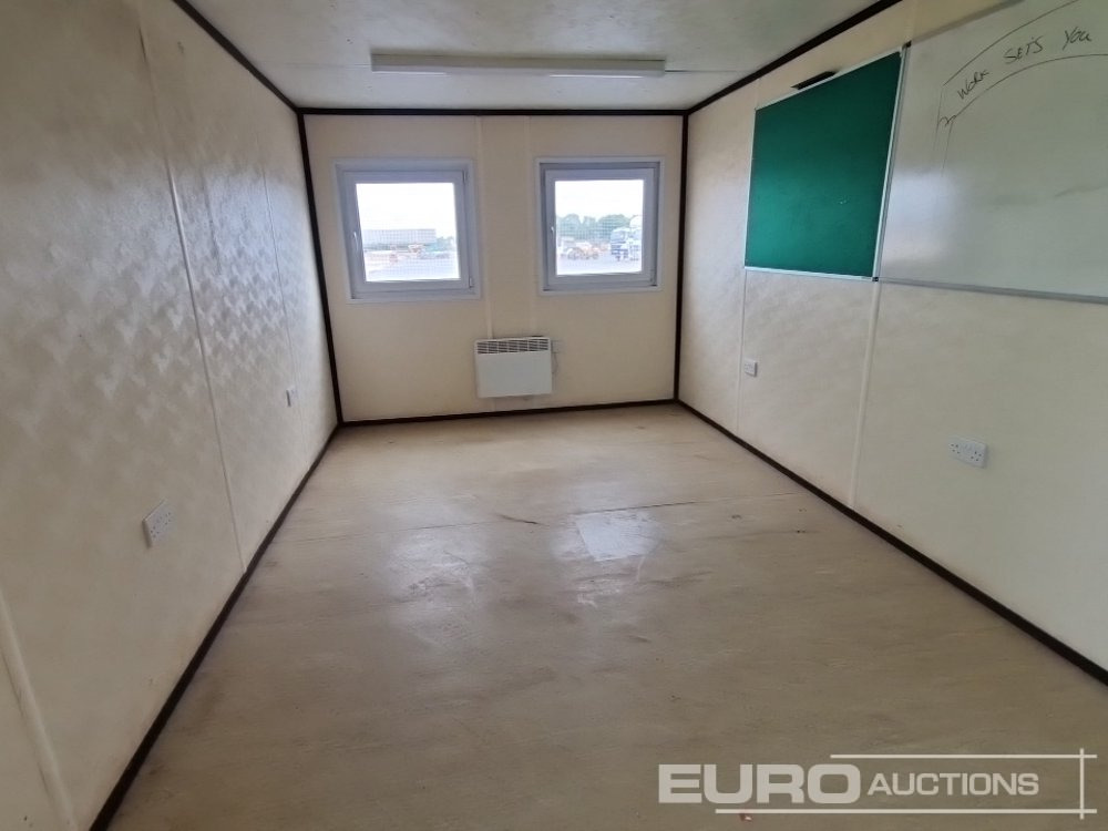 Contenedor marítimo 32' x 10' Canteen, WC (Cannot Be Reconsigned): foto 10