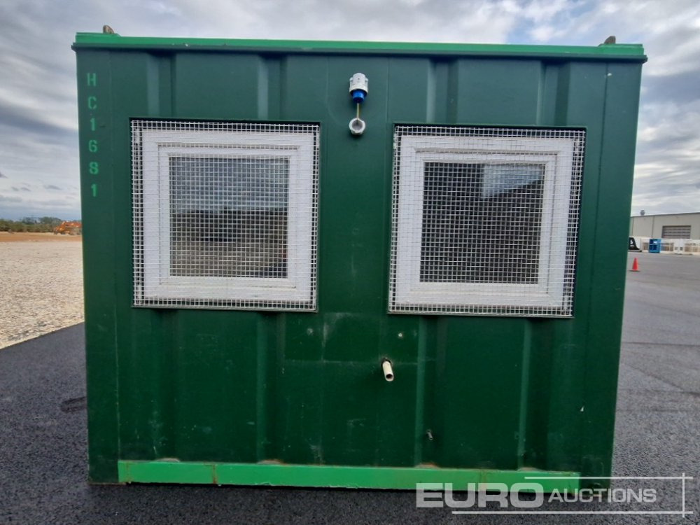 32' x 10' Canteen, WC (Cannot Be Reconsigned) - Contenedor marítimo: foto 4 32' x 10' Canteen, WC (Cannot Be Reconsigned) - Contenedor marítimo: foto 4