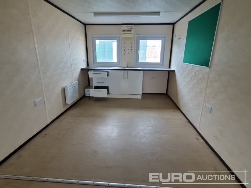Contenedor marítimo 32' x 10' Canteen, WC (Cannot Be Reconsigned): foto 11