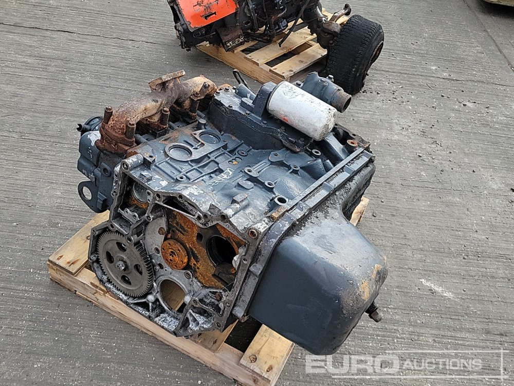 4 Cylinder Engine - Motor: foto 1 4 Cylinder Engine - Motor: foto 1