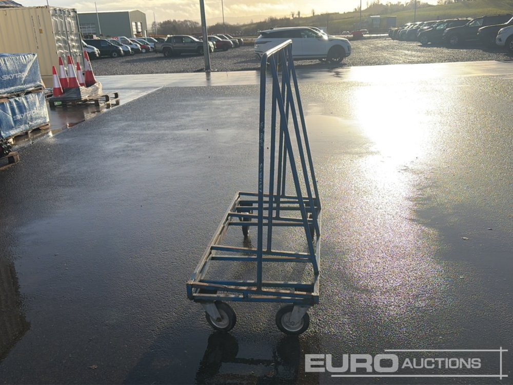 4 Wheel Material Trolley - Equipo de construcción: foto 4 4 Wheel Material Trolley - Equipo de construcción: foto 4