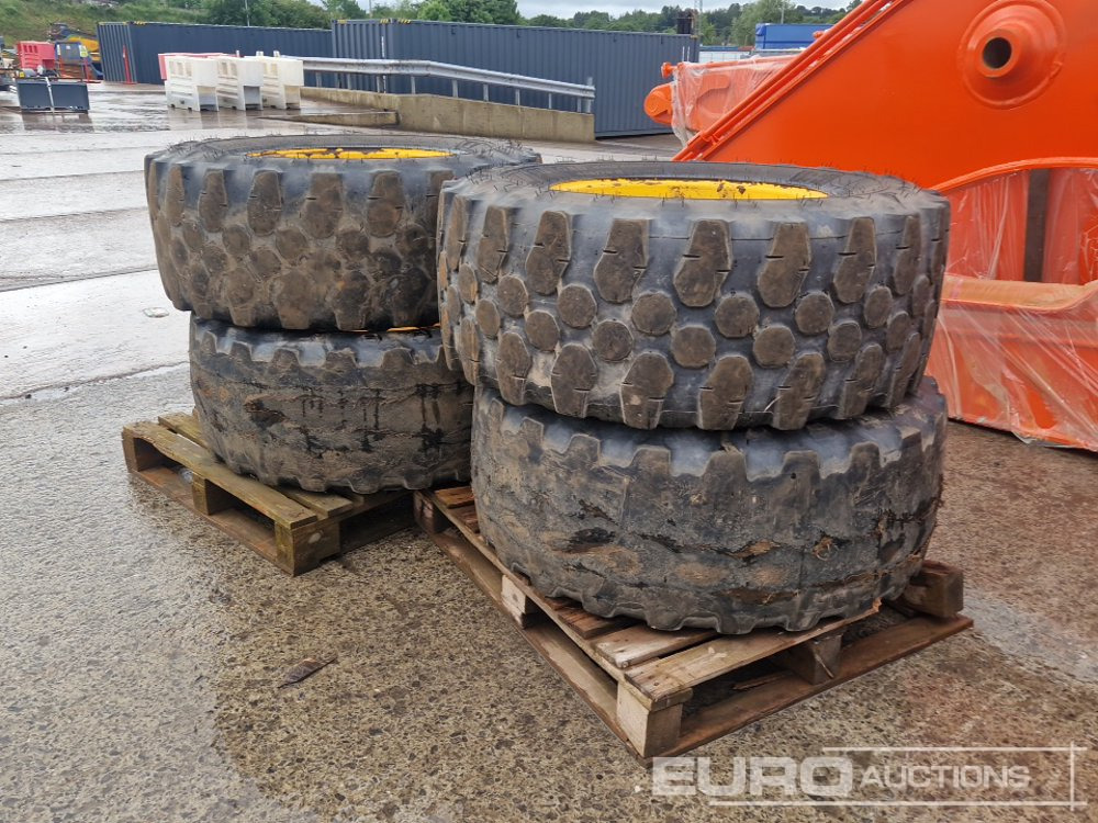 460/70R24 Tyre & Rim to suit JCB Telehandler (4 of) - Neumático: foto 1 460/70R24 Tyre & Rim to suit JCB Telehandler (4 of) - Neumático: foto 1