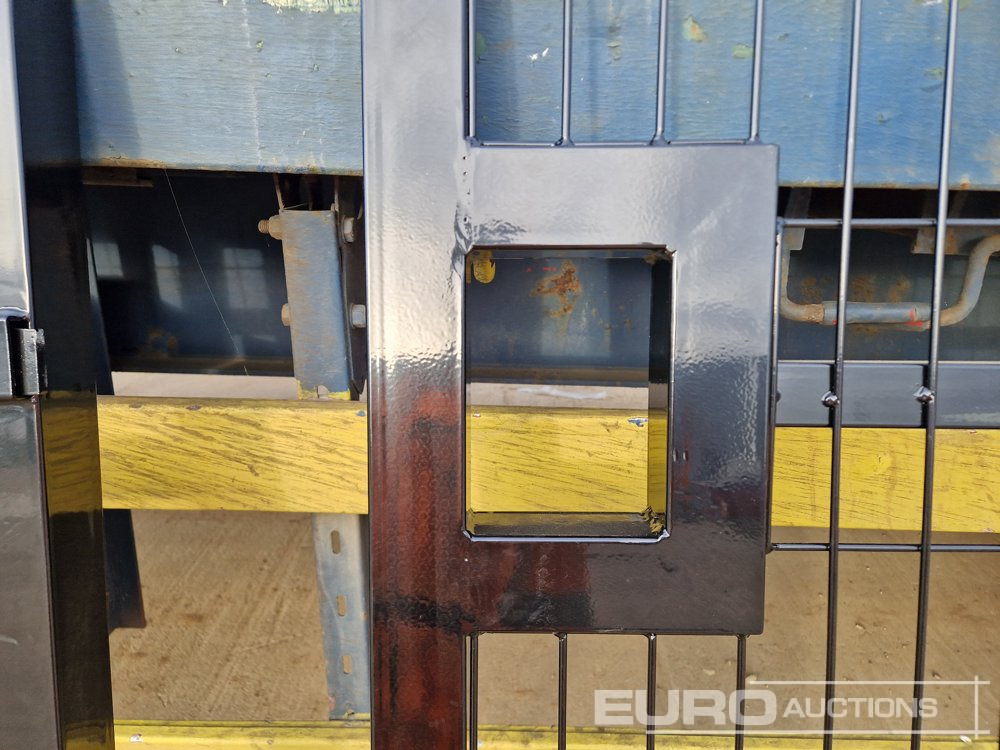 4m x 2.3m Heavy Duty Galvanized Powder Coated Gate (2 of), 100mm x 100mm Post (2 of), Assembly Kit (Black) - Equipo de construcción: foto 4 4m x 2.3m Heavy Duty Galvanized Powder Coated Gate (2 of), 100mm x 100mm Post (2 of), Assembly Kit (Black) - Equipo de construcción: foto 4