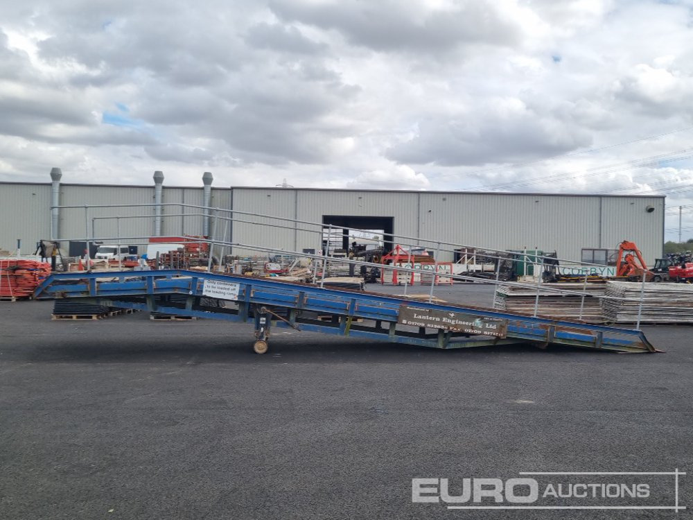 7' Loading Ramp - Rampa de carga: foto 2 7' Loading Ramp - Rampa de carga: foto 2