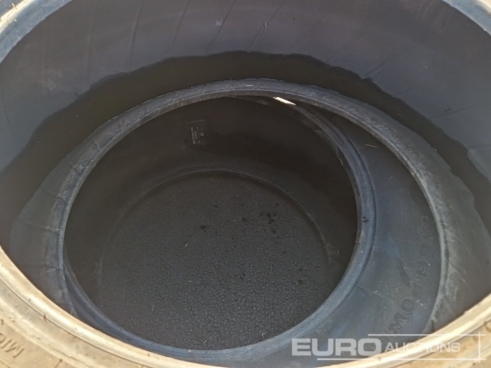 Agricultural Tyres (4 of) - Neumático: foto 4 Agricultural Tyres (4 of) - Neumático: foto 4