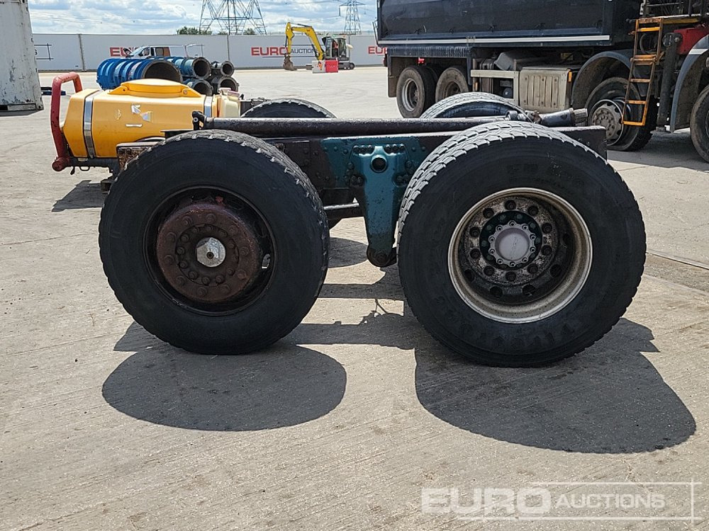 Boogie to suit 6x2 Tractor Unit, Front Lift Axle, Rear Drive Axle - Suspensión: foto 2 Boogie to suit 6x2 Tractor Unit, Front Lift Axle, Rear Drive Axle - Suspensión: foto 2
