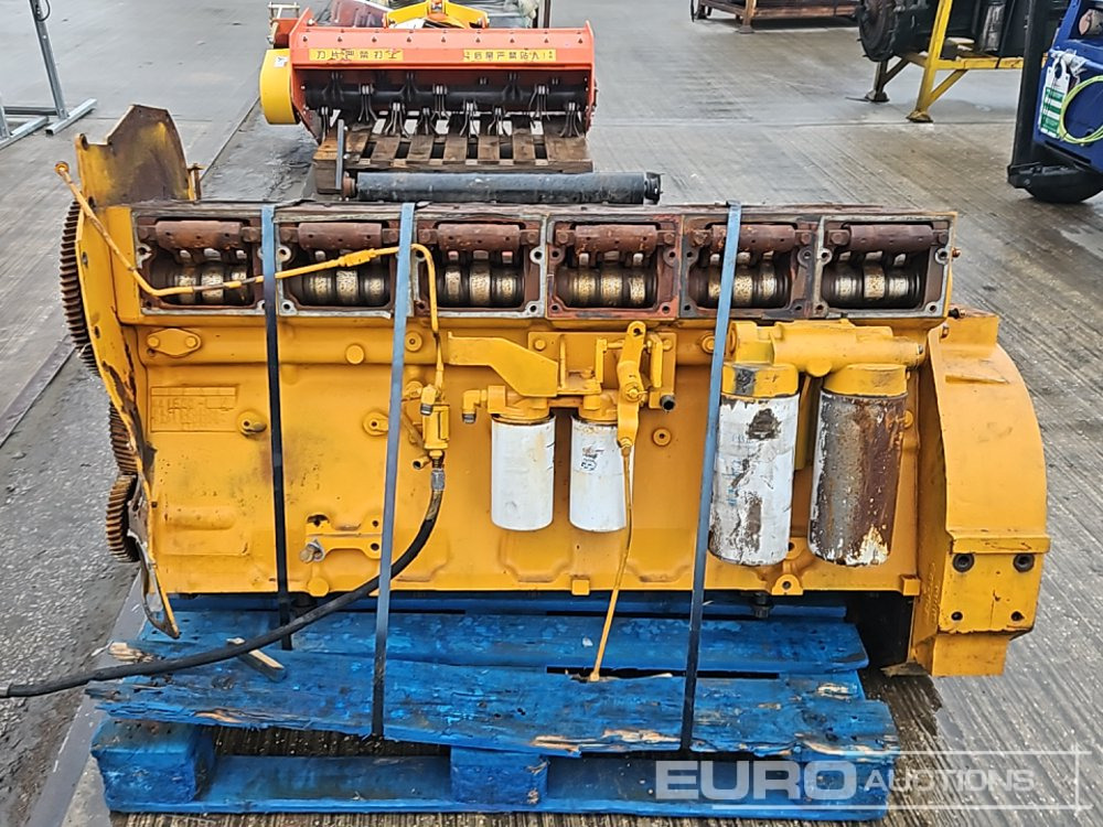 CAT 6 Cylinder Engine (Parts Missing) - Motor: foto 4 CAT 6 Cylinder Engine (Parts Missing) - Motor: foto 4