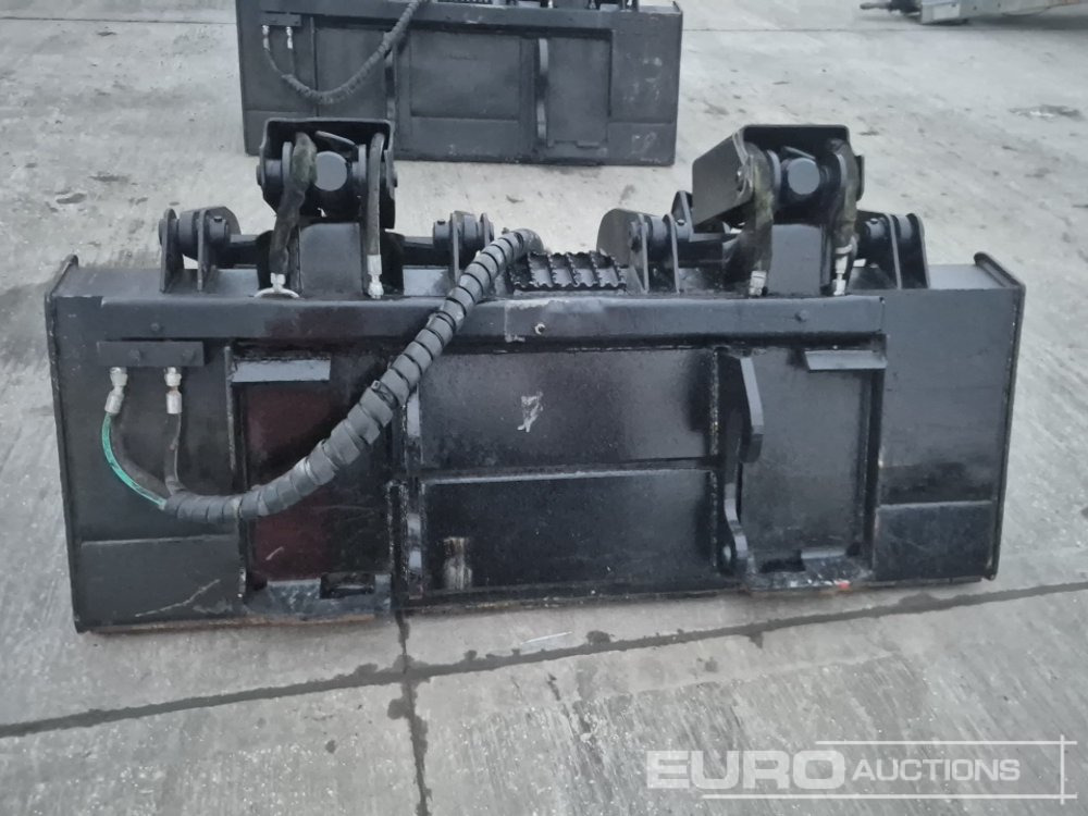 CAT 68" Hydraulic Grapple Bucket to suit CAT Telehandler - Cazo: foto 4 CAT 68" Hydraulic Grapple Bucket to suit CAT Telehandler - Cazo: foto 4
