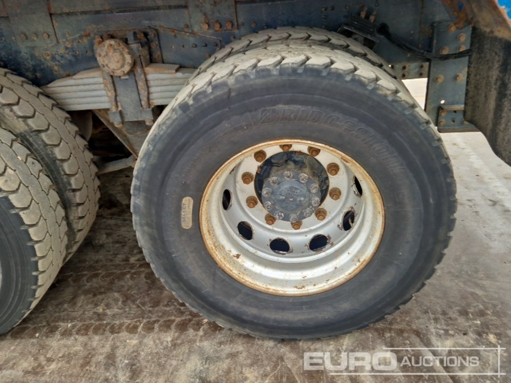 Camión volquete DAF CF450: foto 12