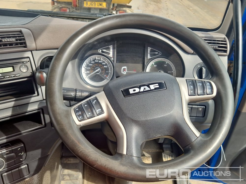 Camión volquete DAF CF450: foto 46