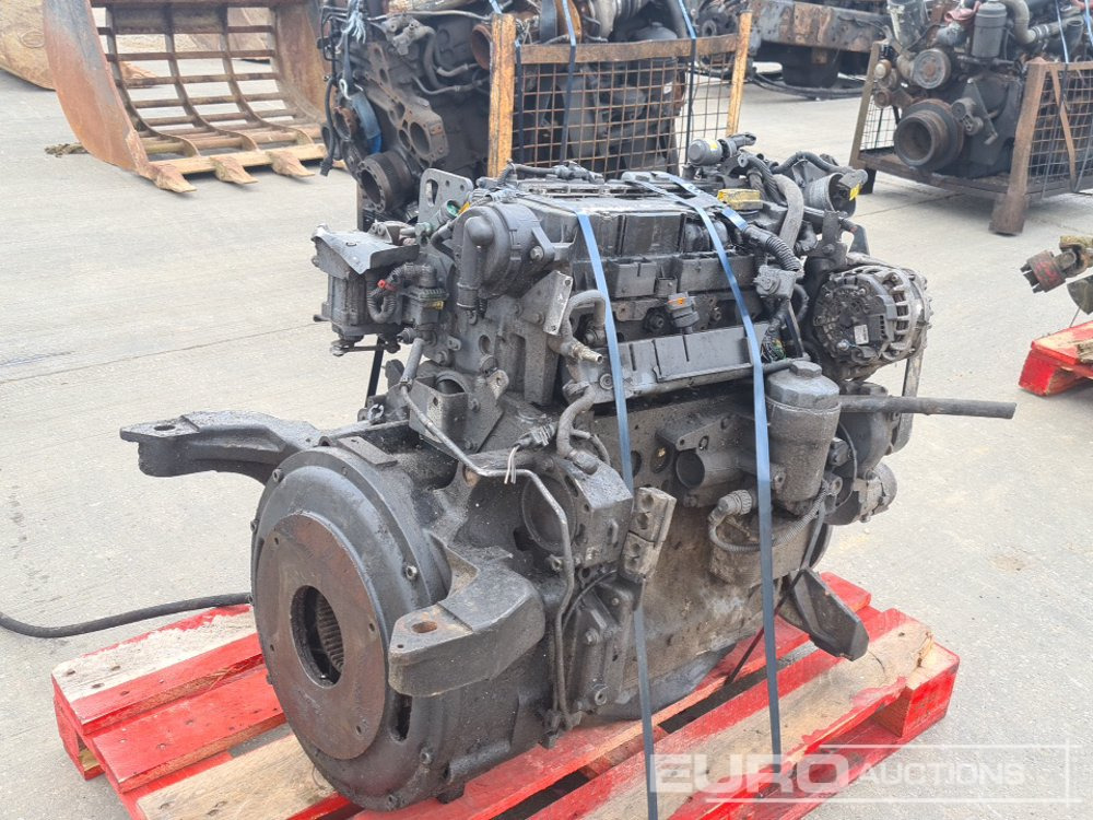 Deutz 4 Cylinder Engine - Motor: foto 5 Deutz 4 Cylinder Engine - Motor: foto 5