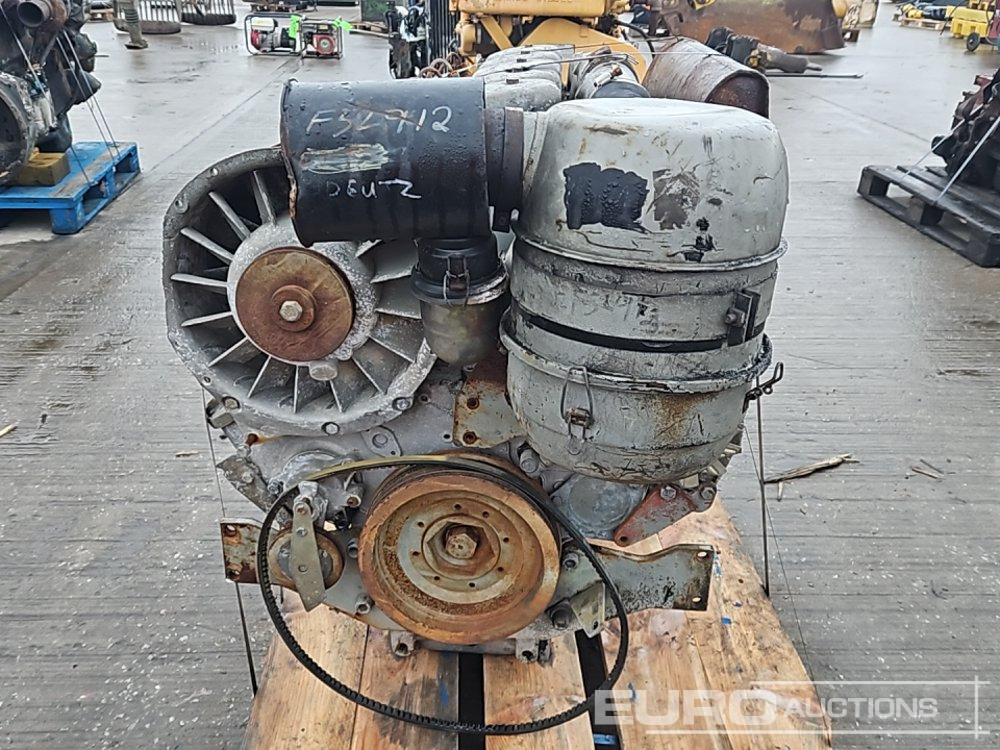 Deutz 5 Cylinder Engine - Motor: foto 2 Deutz 5 Cylinder Engine - Motor: foto 2