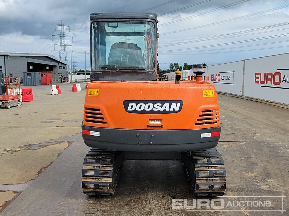 Doosan DH55-V - Miniexcavadora: foto 4 Doosan DH55-V - Miniexcavadora: foto 4