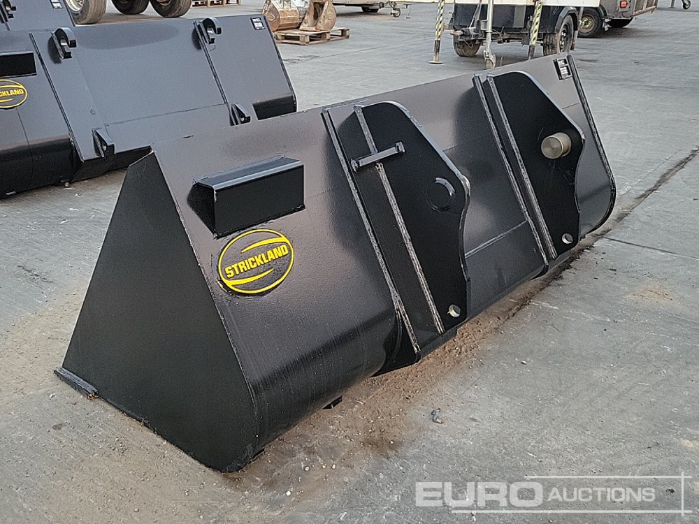 Unused Strickland 90" Loading Bucket to suit Manitou Telehandler - Equipo de manutención: foto 3 Unused Strickland 90" Loading Bucket to suit Manitou Telehandler - Equipo de manutención: foto 3