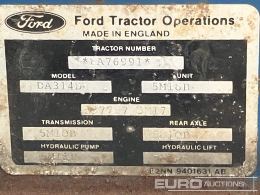 Tractor Ford 4610: foto 12