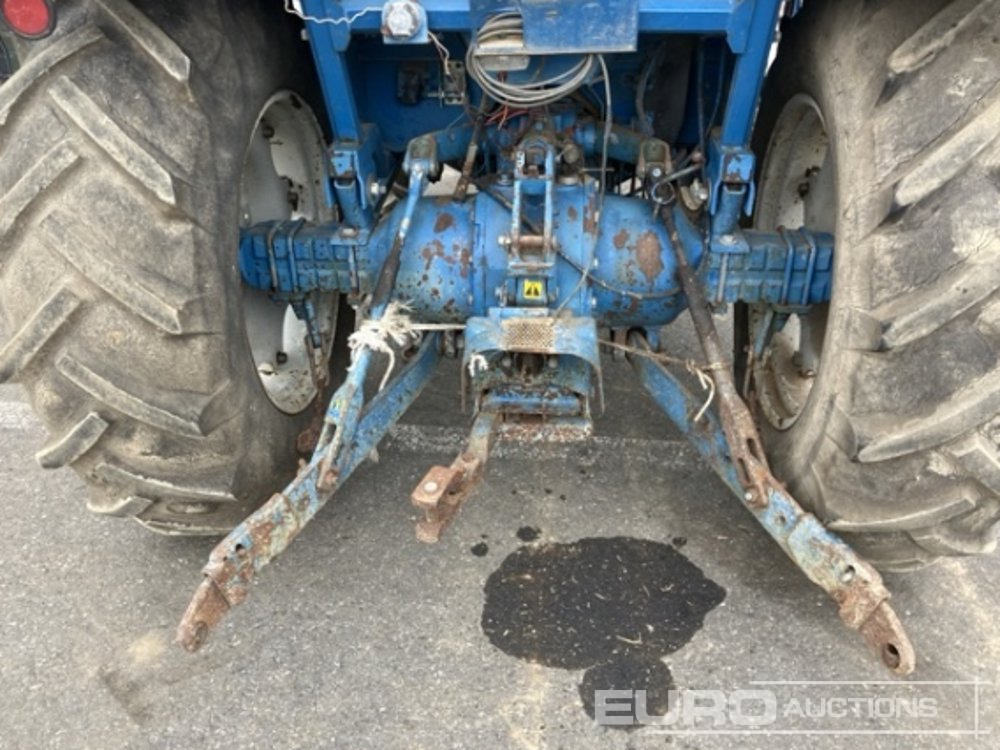 Tractor Ford 4610: foto 9