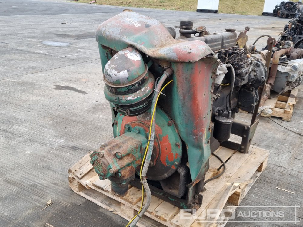 Ford 6 Cylinder Engine, Pump - Motor: foto 1 Ford 6 Cylinder Engine, Pump - Motor: foto 1