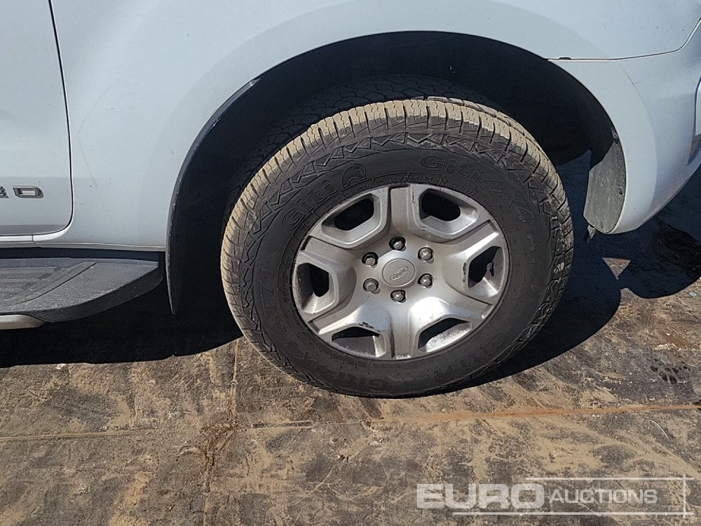 Pick-up Ford Ranger: foto 12