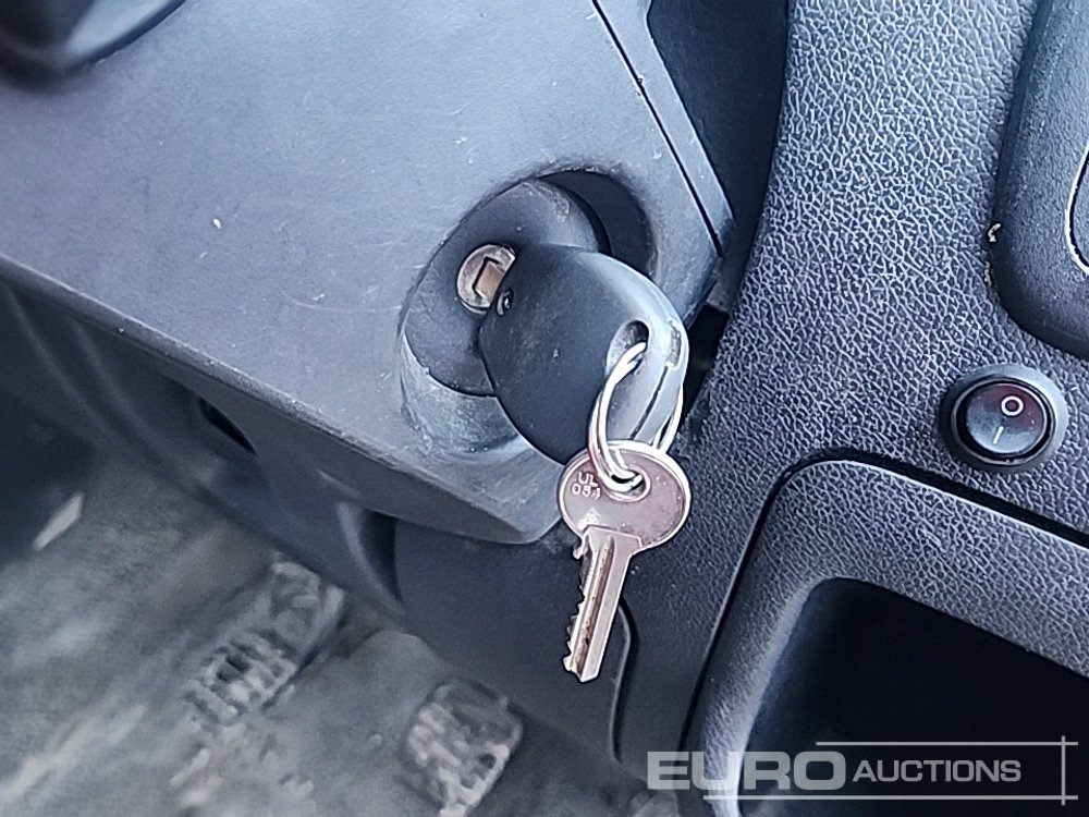 Furgoneta 2015 Renault Master: foto 38 Furgoneta 2015 Renault Master: foto 38