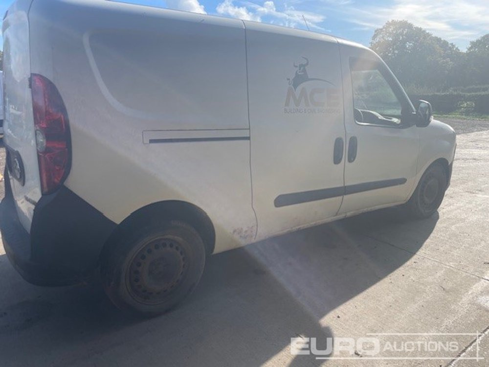 2015 Vauxhall Combo CDTI - Furgoneta: foto 4 2015 Vauxhall Combo CDTI - Furgoneta: foto 4