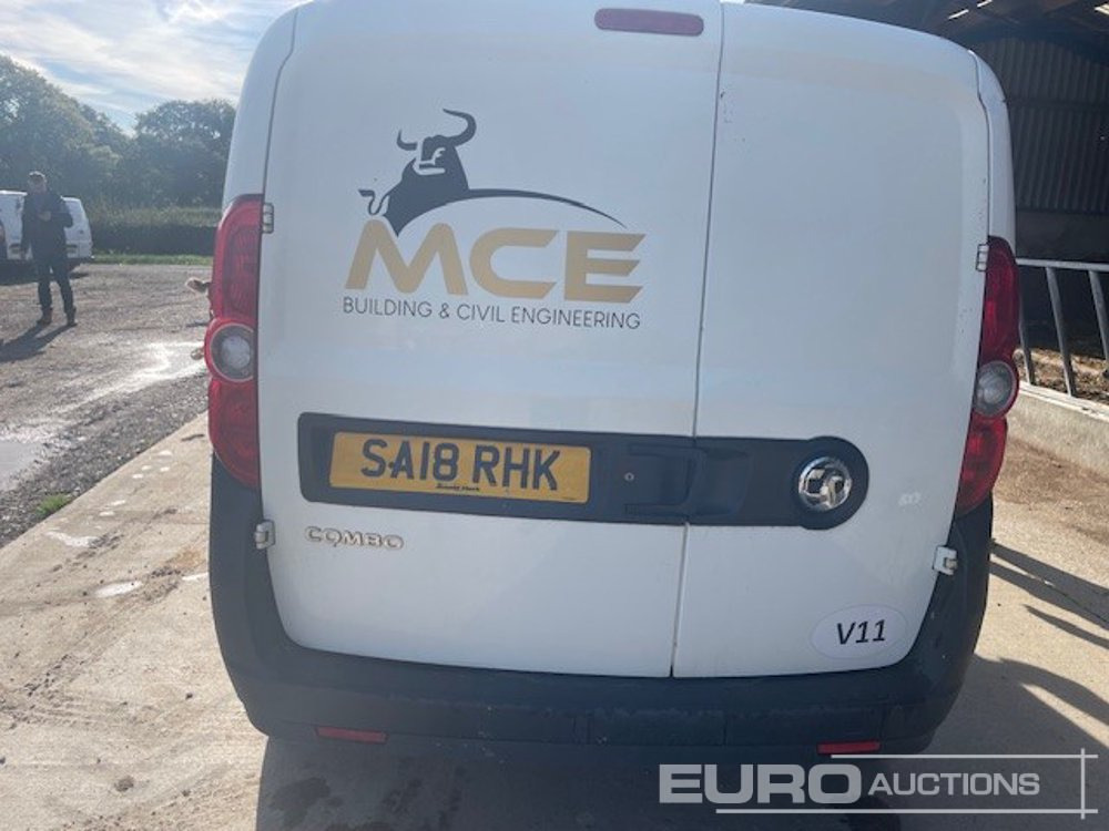 2018 Vauxhall Combo - Furgoneta: foto 2 2018 Vauxhall Combo - Furgoneta: foto 2
