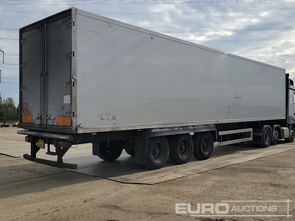 Gray  Adams Tri Axle Refrigeration Trailer (Plating Certificate Available) - Semirremolque frigorífico: foto 5 Gray  Adams Tri Axle Refrigeration Trailer (Plating Certificate Available) - Semirremolque frigorífico: foto 5