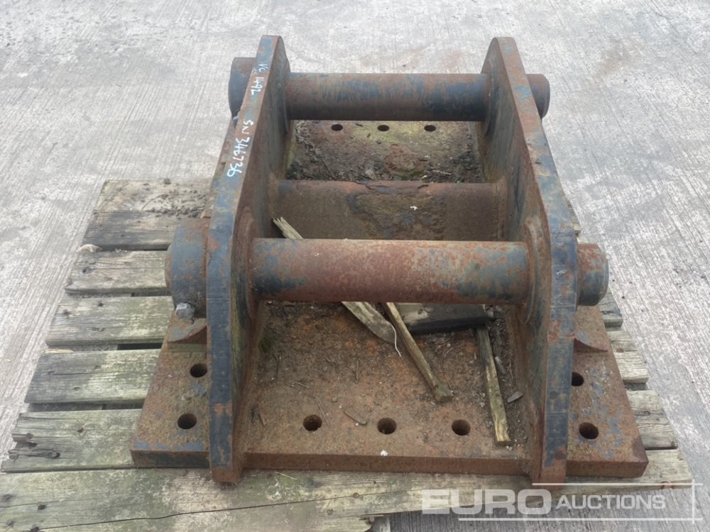 Hammer Headstock 110mm Pin to suit 50 Ton Excavator - Martillo hidráulico: foto 4 Hammer Headstock 110mm Pin to suit 50 Ton Excavator - Martillo hidráulico: foto 4