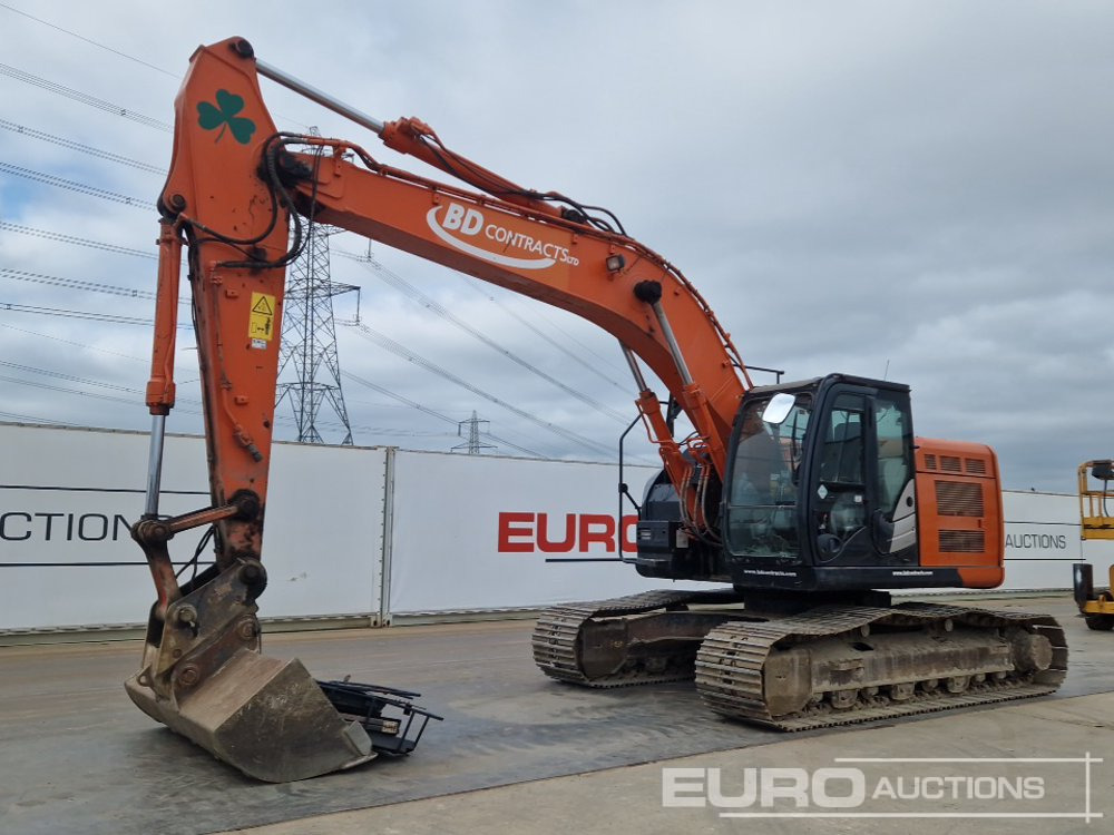 Hitachi ZX225USRLC - Excavadora de cadenas: foto 1 Hitachi ZX225USRLC - Excavadora de cadenas: foto 1