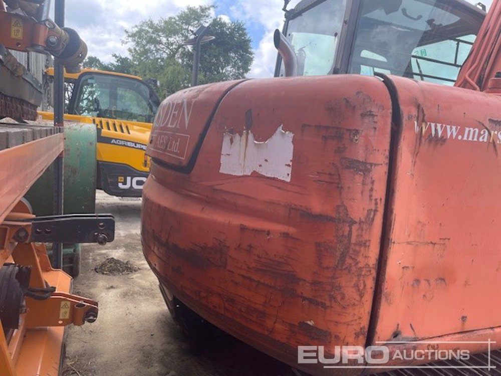 Hitachi ZX70 - Miniexcavadora: foto 5 Hitachi ZX70 - Miniexcavadora: foto 5