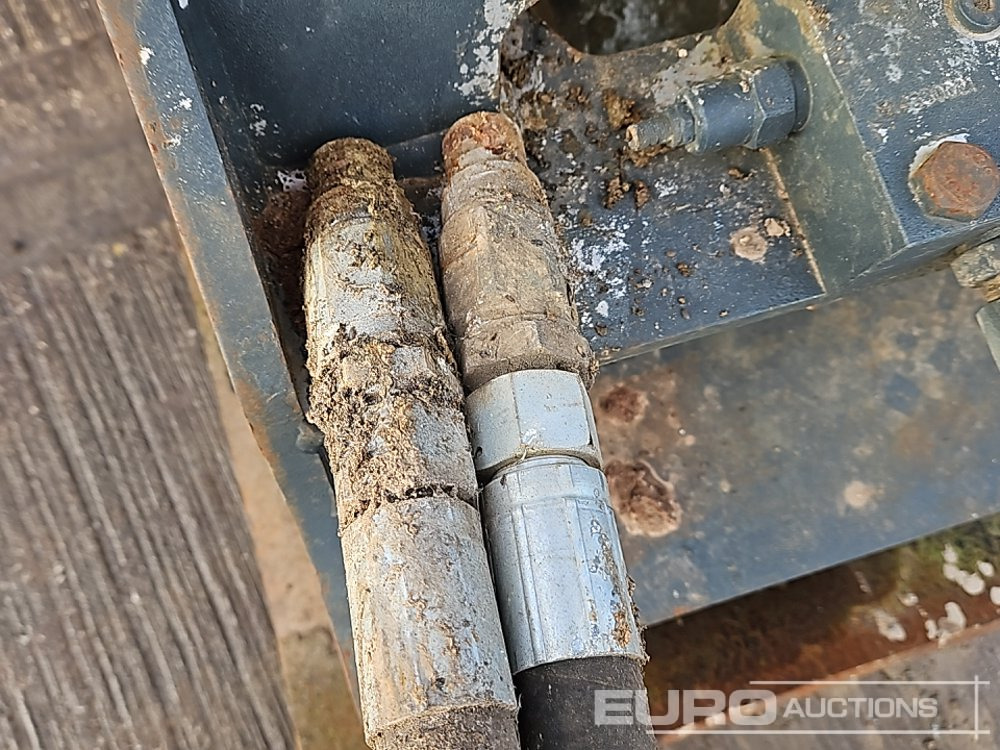 Implemento para Excavadora 2014 Daemo Hydraulic Compaction Plate 80mm Pin to suit 20 Ton Excavator: foto 12