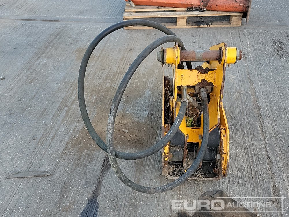 JCB Hydraulic Conpaction Plate 45mm Pin to suit 4-6 Ton Excavator - Implemento para Excavadora: foto 4 JCB Hydraulic Conpaction Plate 45mm Pin to suit 4-6 Ton Excavator - Implemento para Excavadora: foto 4
