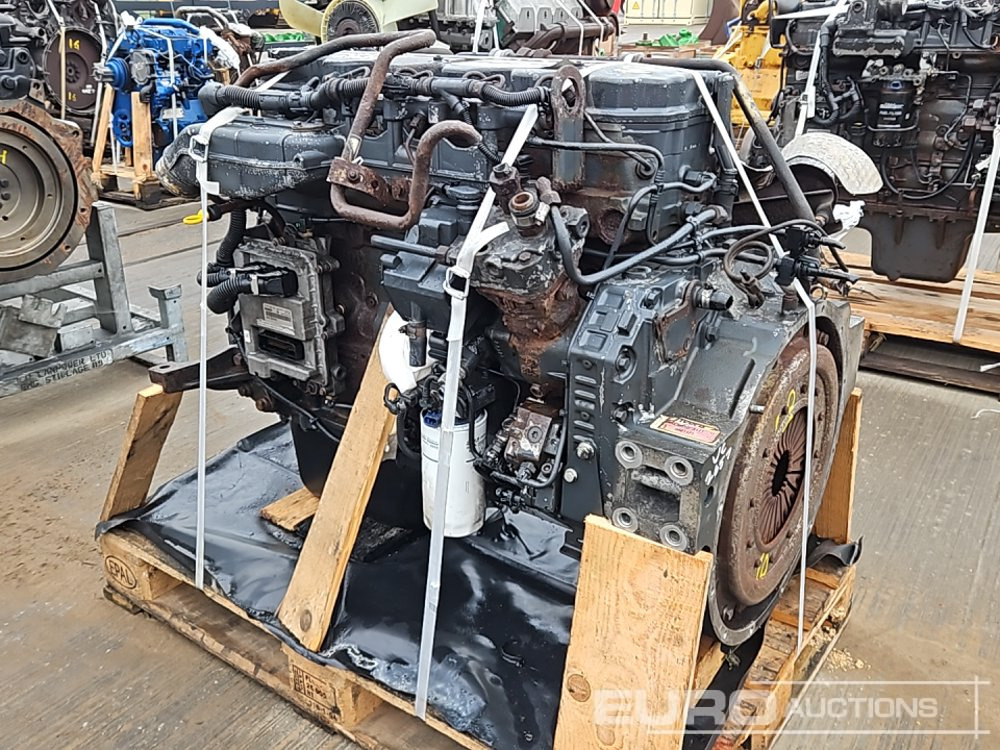 Iveco EUR5 F4AE3681 - Motor: foto 1 Iveco EUR5 F4AE3681 - Motor: foto 1