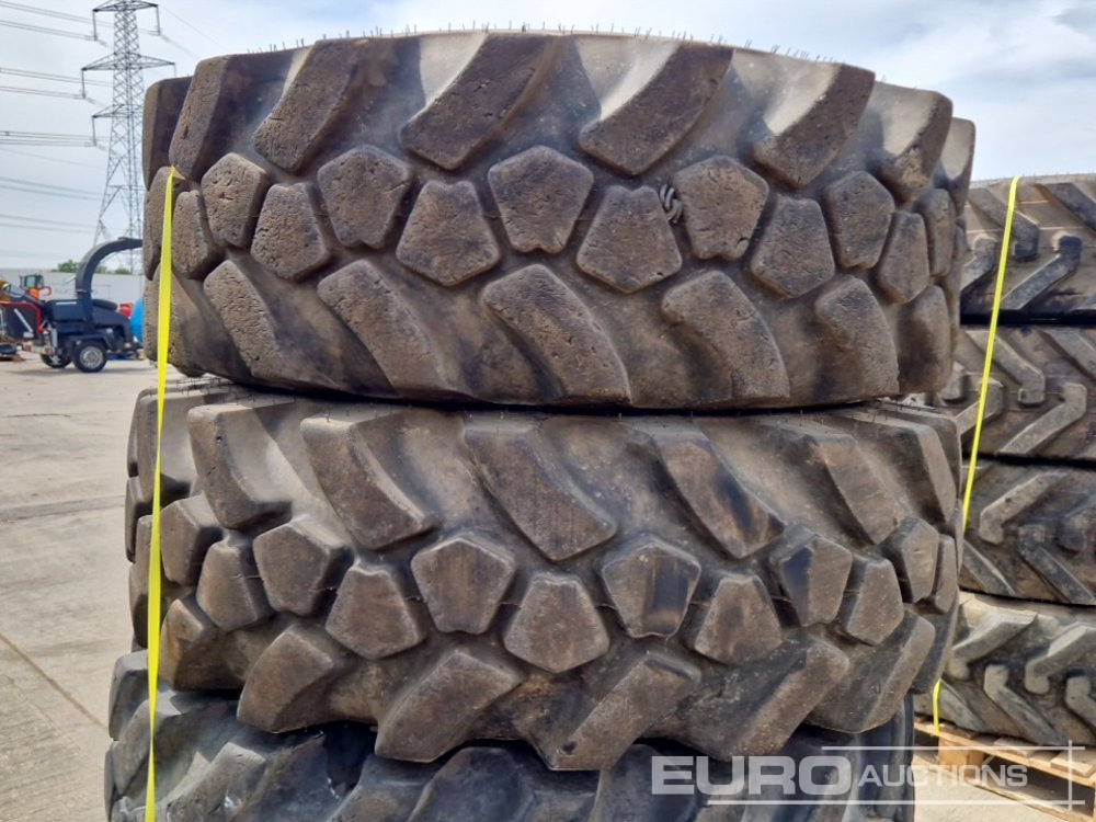 JCB 15.5-25 L-2 Tyre (4 of) - Neumático: foto 5 JCB 15.5-25 L-2 Tyre (4 of) - Neumático: foto 5