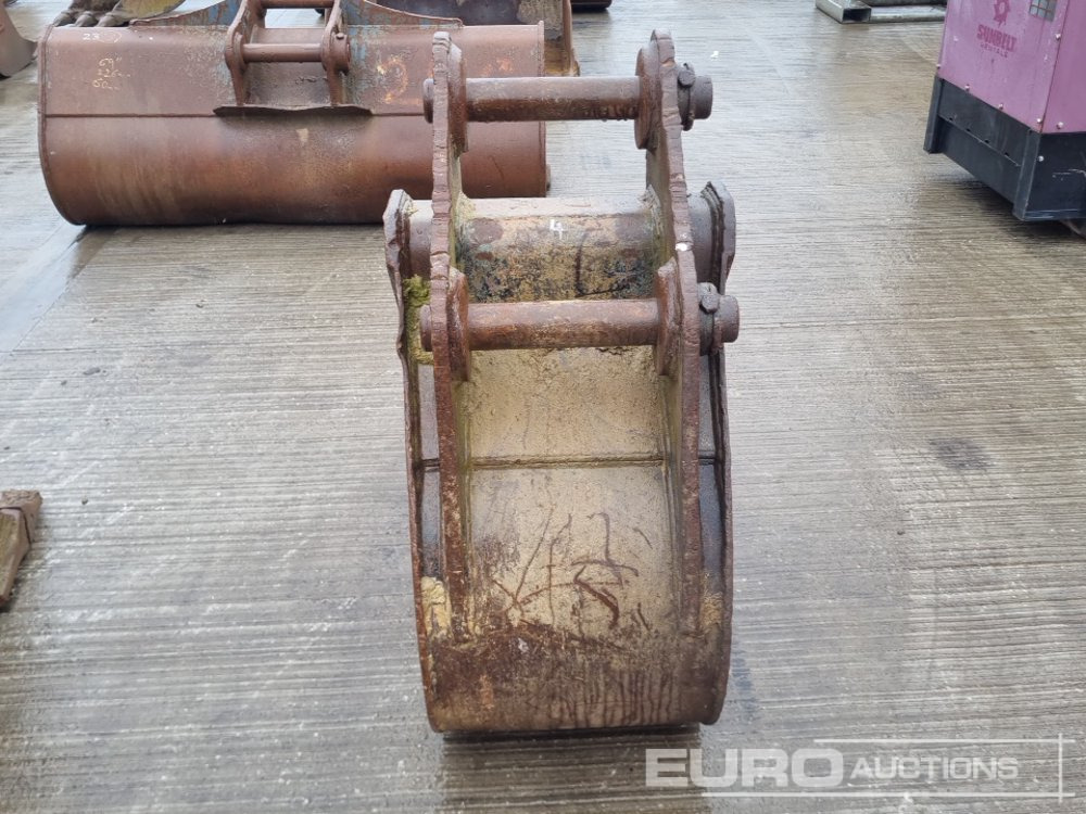 JCB 22" Digging Bucket 65mm Pin to suit 13 Ton Excavator - Cazo: foto 4 JCB 22" Digging Bucket 65mm Pin to suit 13 Ton Excavator - Cazo: foto 4