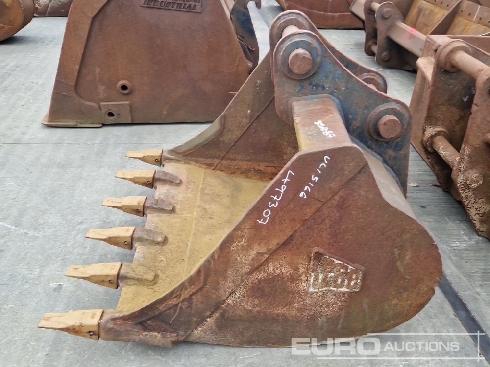 JCB 54" Digging Bucket 80mm Pin to suit 20 Ton Excavator - Cazo: foto 4 JCB 54" Digging Bucket 80mm Pin to suit 20 Ton Excavator - Cazo: foto 4