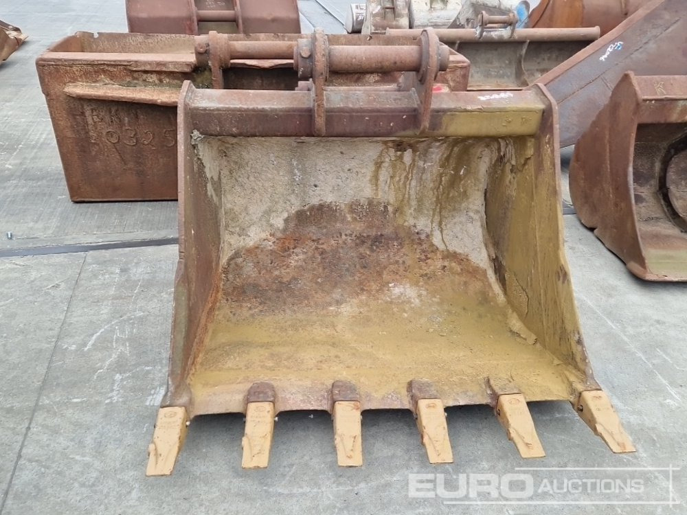JCB 54" Digging Bucket 80mm Pin to suit 20 Ton Excavator - Cazo: foto 2 JCB 54" Digging Bucket 80mm Pin to suit 20 Ton Excavator - Cazo: foto 2