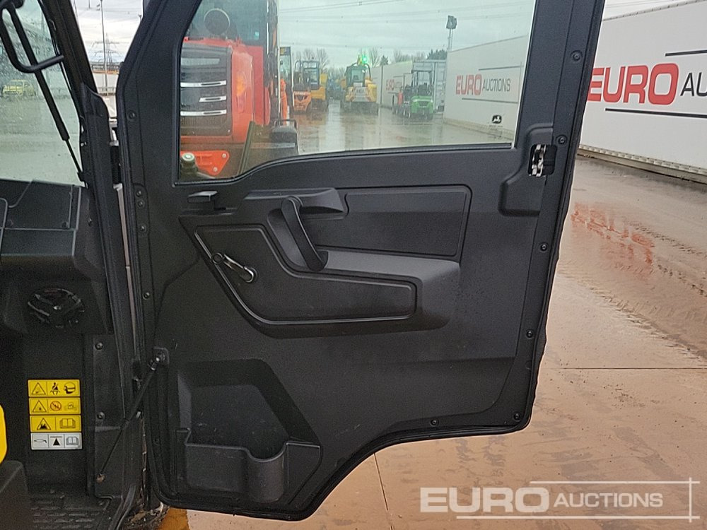 Cuadrimoto John Deere XUV865M: foto 23