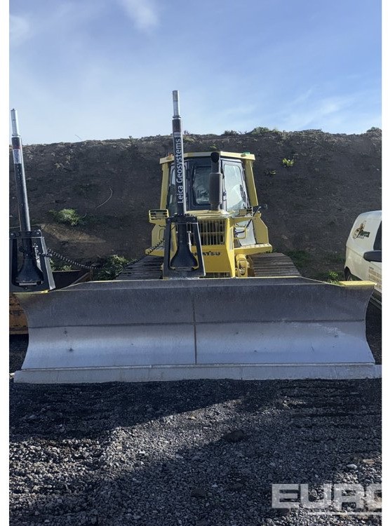 Komatsu D41E-6 - Bulldozer: foto 3 Komatsu D41E-6 - Bulldozer: foto 3