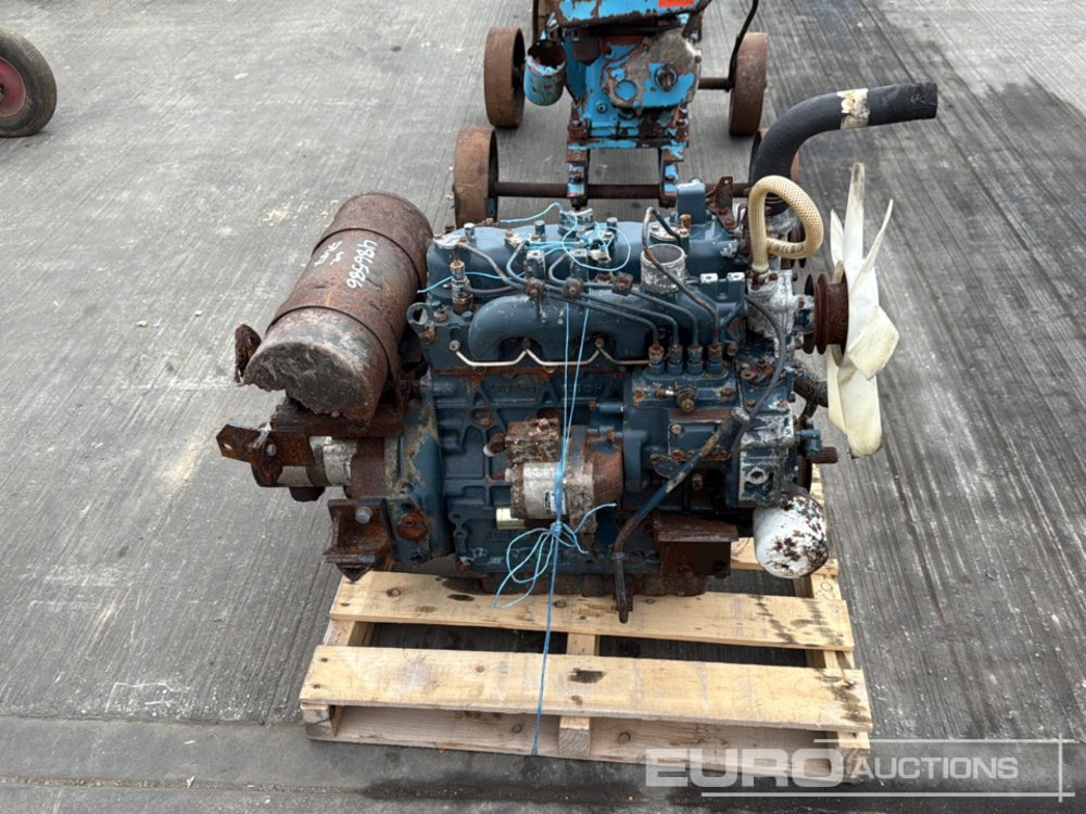 Kubota 4 Cylinder Engine - Motor: foto 2 Kubota 4 Cylinder Engine - Motor: foto 2