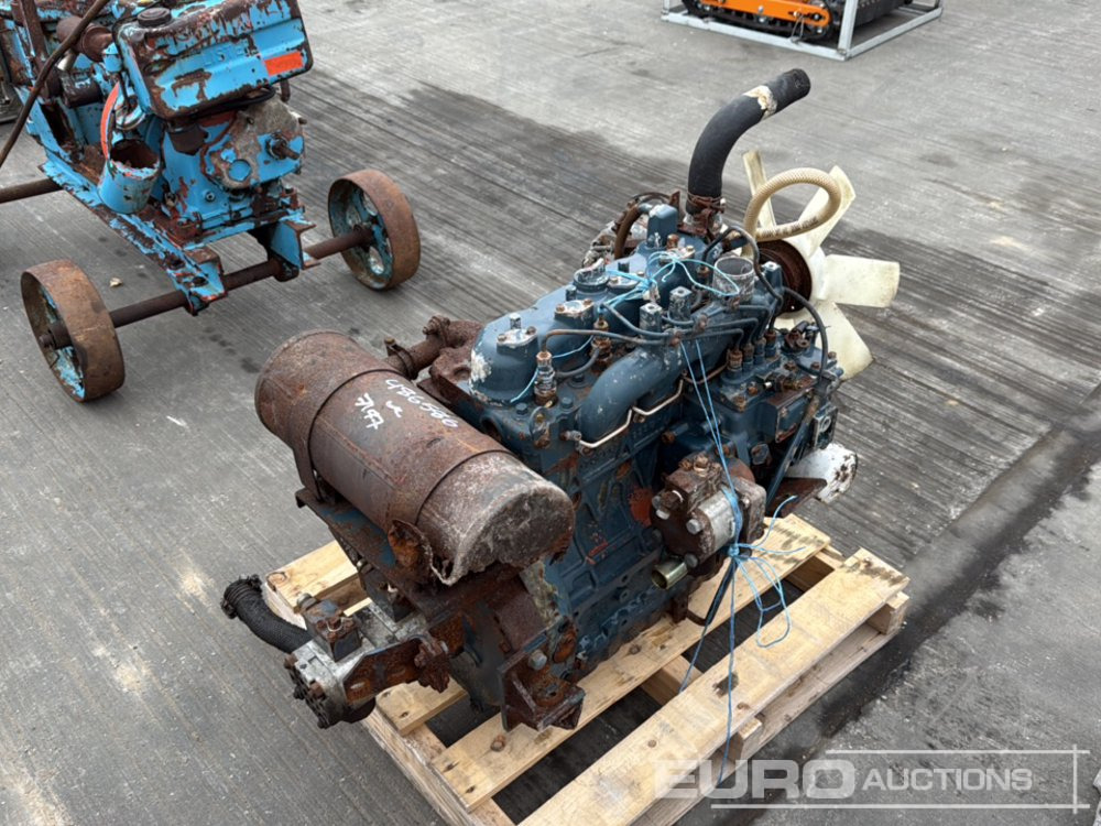 Kubota 4 Cylinder Engine - Motor: foto 1 Kubota 4 Cylinder Engine - Motor: foto 1
