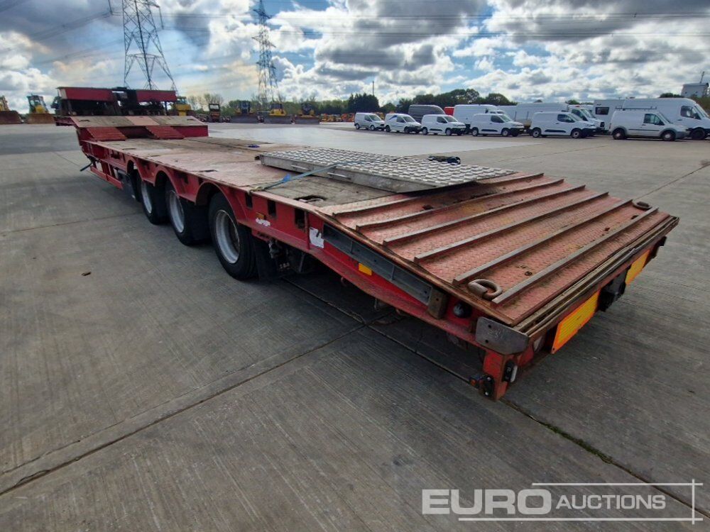 M&G Trailers Ltd, Step Frame Low Loader Tri Axle Rear Steering, 3m Extendable C/w Out Riggers & Alloy Ramps - Remolque góndola rebajadas: foto 3 M&G Trailers Ltd, Step Frame Low Loader Tri Axle Rear Steering, 3m Extendable C/w Out Riggers & Alloy Ramps - Remolque góndola rebajadas: foto 3