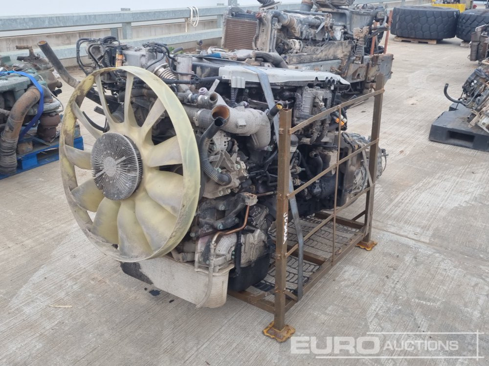 MAN 6 Cylinder Engine, Gearbox - Motor: foto 1 MAN 6 Cylinder Engine, Gearbox - Motor: foto 1