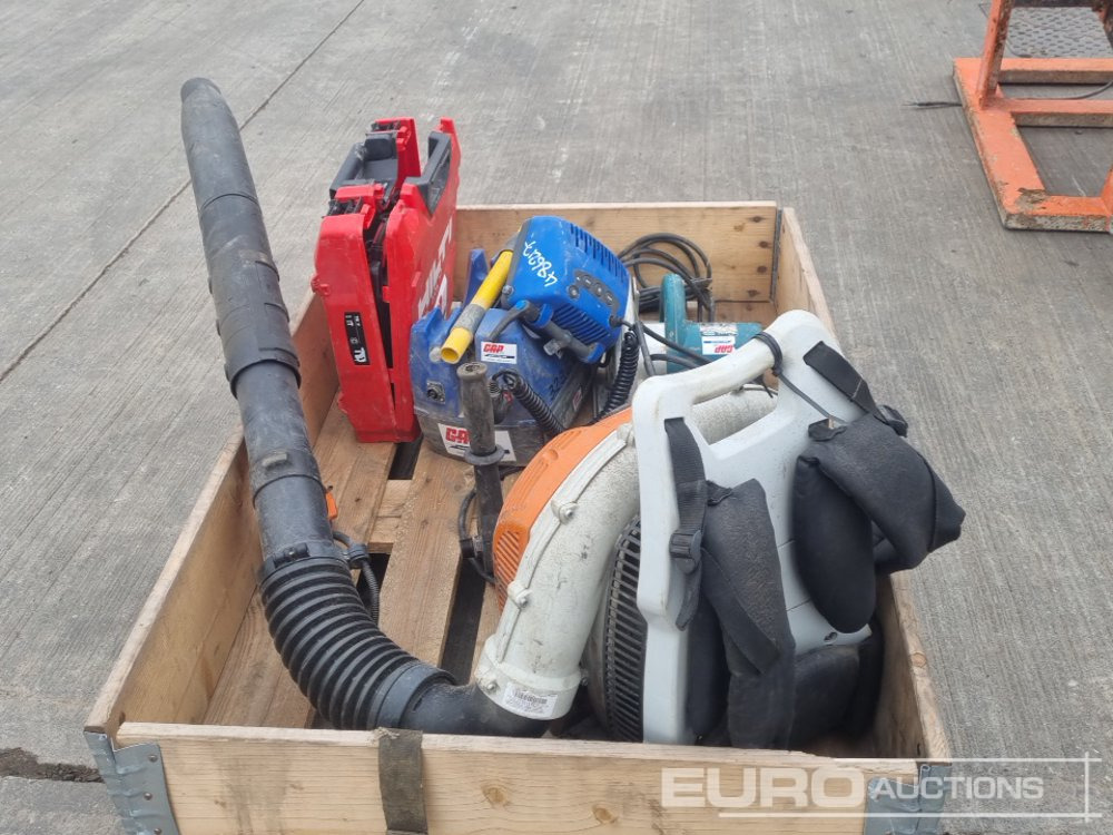 Makita 110 Vot Circular Saw, Stihl Petrol Backpack Leaf Blower, Portable LED Light, Hilti 110 Volt Diamond Drill, Hilti 110 Volt Hammer Drill - Equipo de construcción: foto 2 Makita 110 Vot Circular Saw, Stihl Petrol Backpack Leaf Blower, Portable LED Light, Hilti 110 Volt Diamond Drill, Hilti 110 Volt Hammer Drill - Equipo de construcción: foto 2