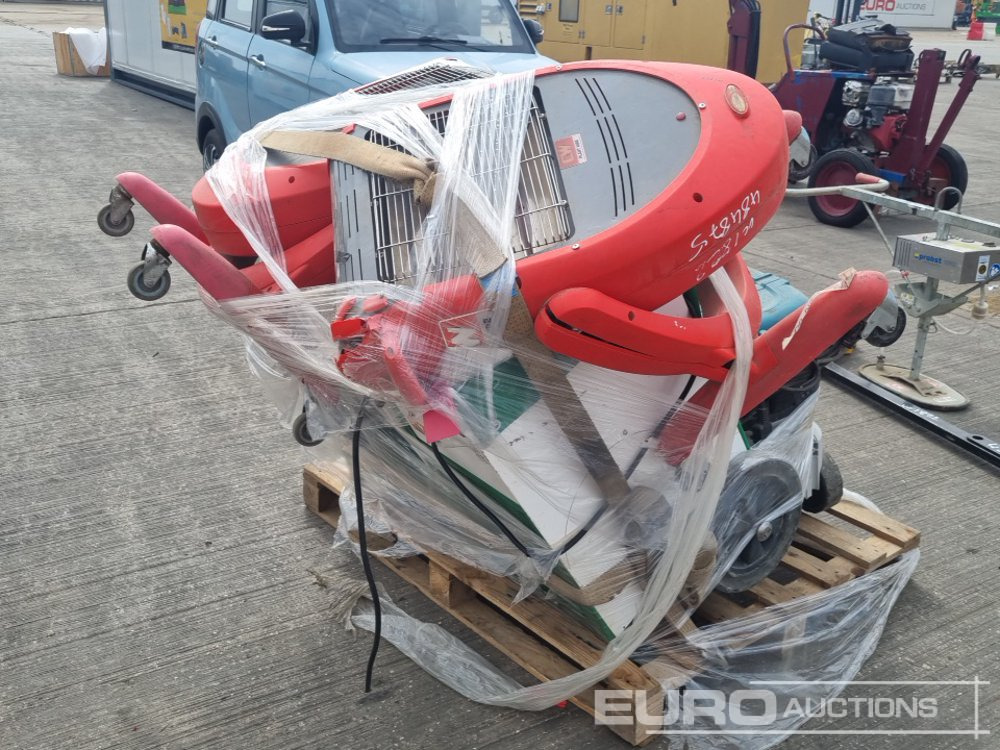 Makita 230Volt Industrial Dry Vacuum Cleaner, V-TUF 110Volt Industrial Dry Vacuum Cleaner, Ebac Electric Dehumidifier (2 of), Electric Space Heater (2 of) - Equipo de construcción: foto 5 Makita 230Volt Industrial Dry Vacuum Cleaner, V-TUF 110Volt Industrial Dry Vacuum Cleaner, Ebac Electric Dehumidifier (2 of), Electric Space Heater (2 of) - Equipo de construcción: foto 5