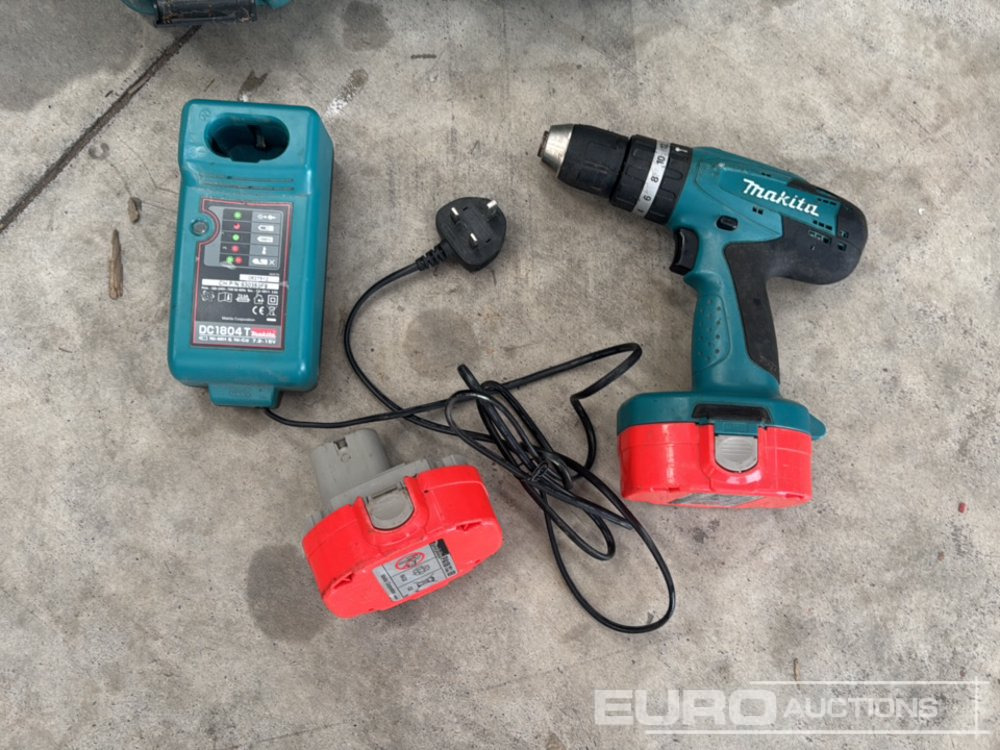 Makita Cordless Power Drill, Charger & Batteries (2 Of) - Equipo de construcción: foto 2 Makita Cordless Power Drill, Charger & Batteries (2 Of) - Equipo de construcción: foto 2