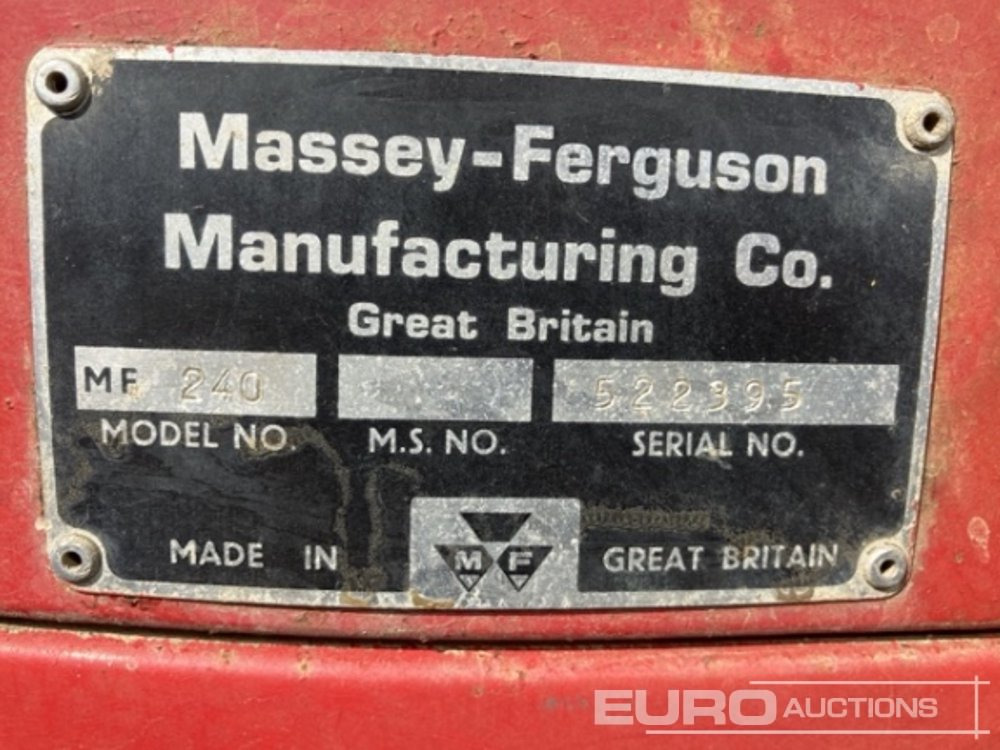 Tractor Massey Ferguson 240: foto 14 Tractor Massey Ferguson 240: foto 14