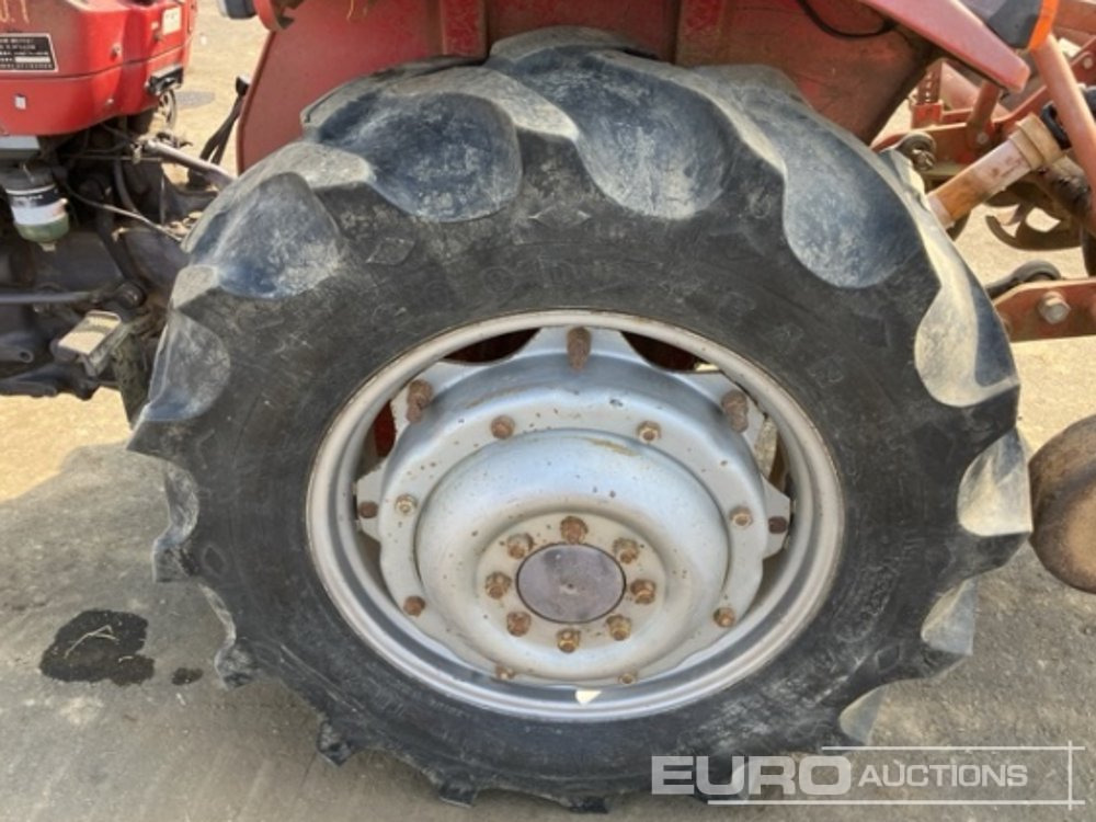 Tractor Massey Ferguson 240: foto 6 Tractor Massey Ferguson 240: foto 6