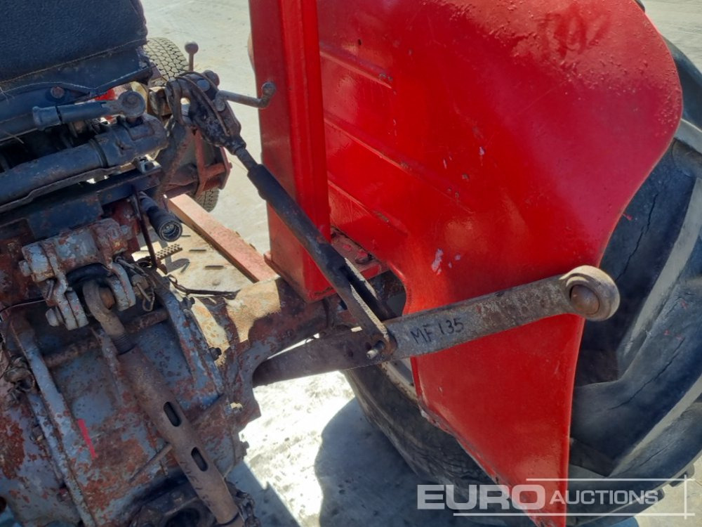 Tractor Massey Ferguson MF135: foto 14