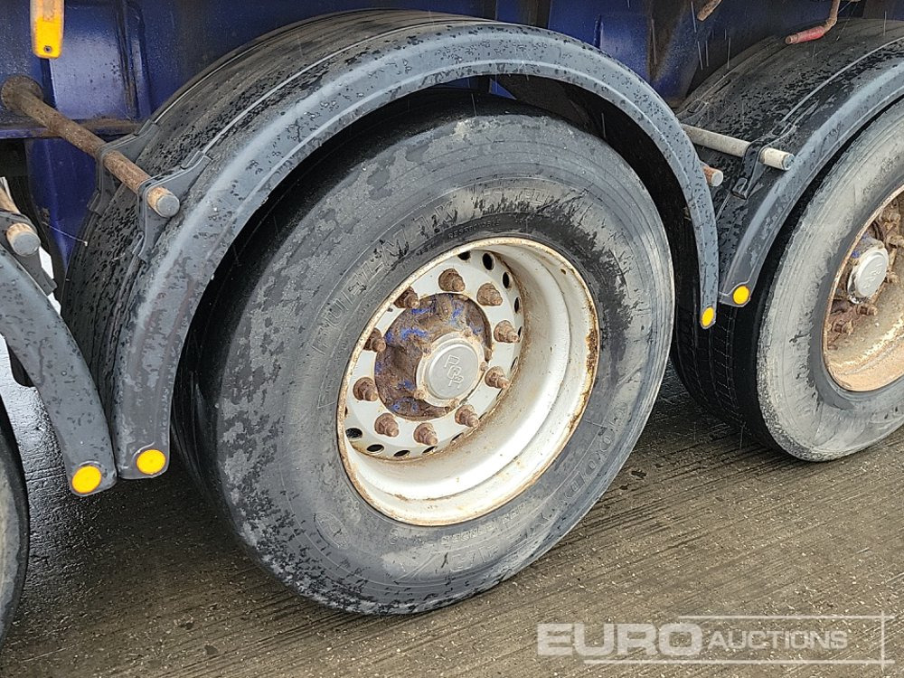 Semirremolque plataforma/ Caja abierta Montracon Tri Axle Flatbed Trailer, Twist Locks: foto 10