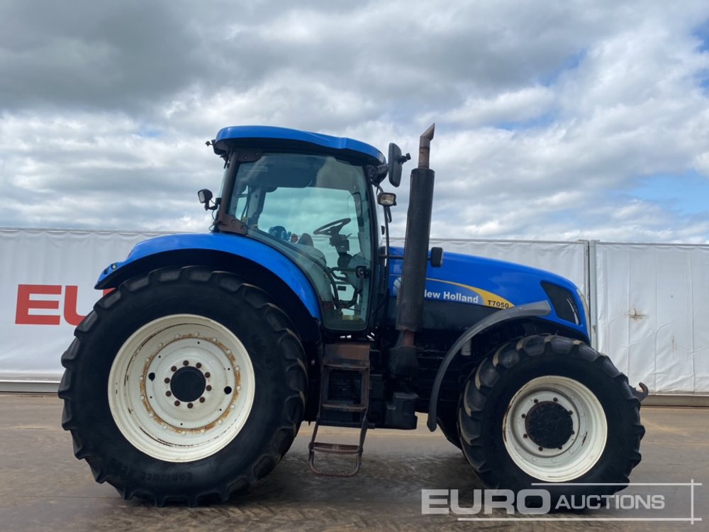Tractor New Holland T7050: foto 12